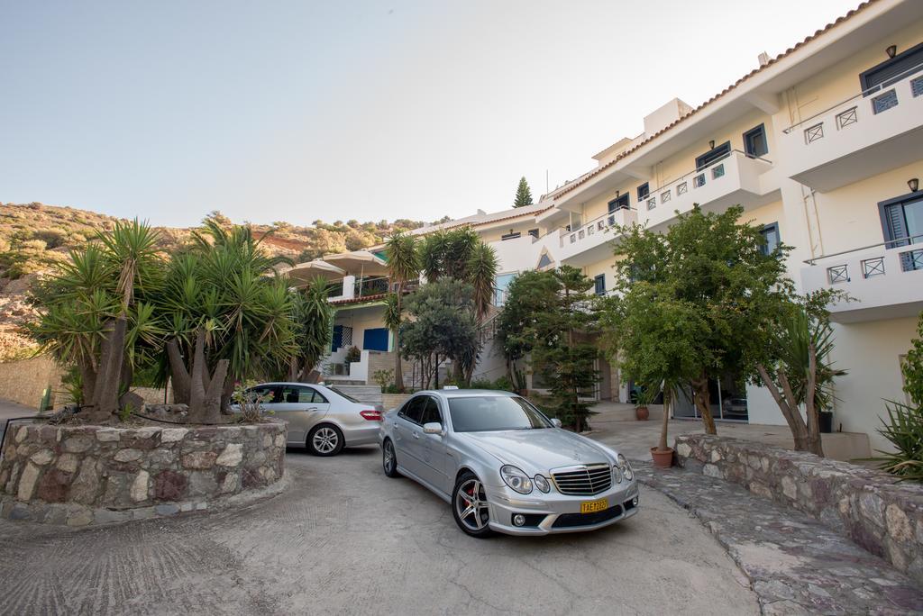 Neos Ikaros Hotell Agia Galini Exteriör bild